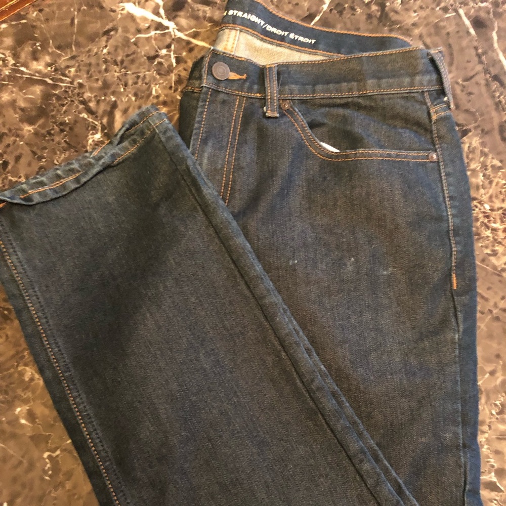 Men’s slim straight jeans